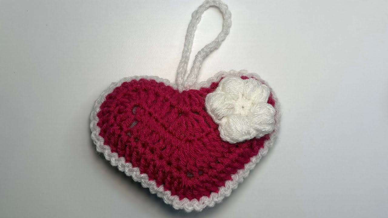 Super easy crochet heart tutorial #crochet #diy #diycrafts 