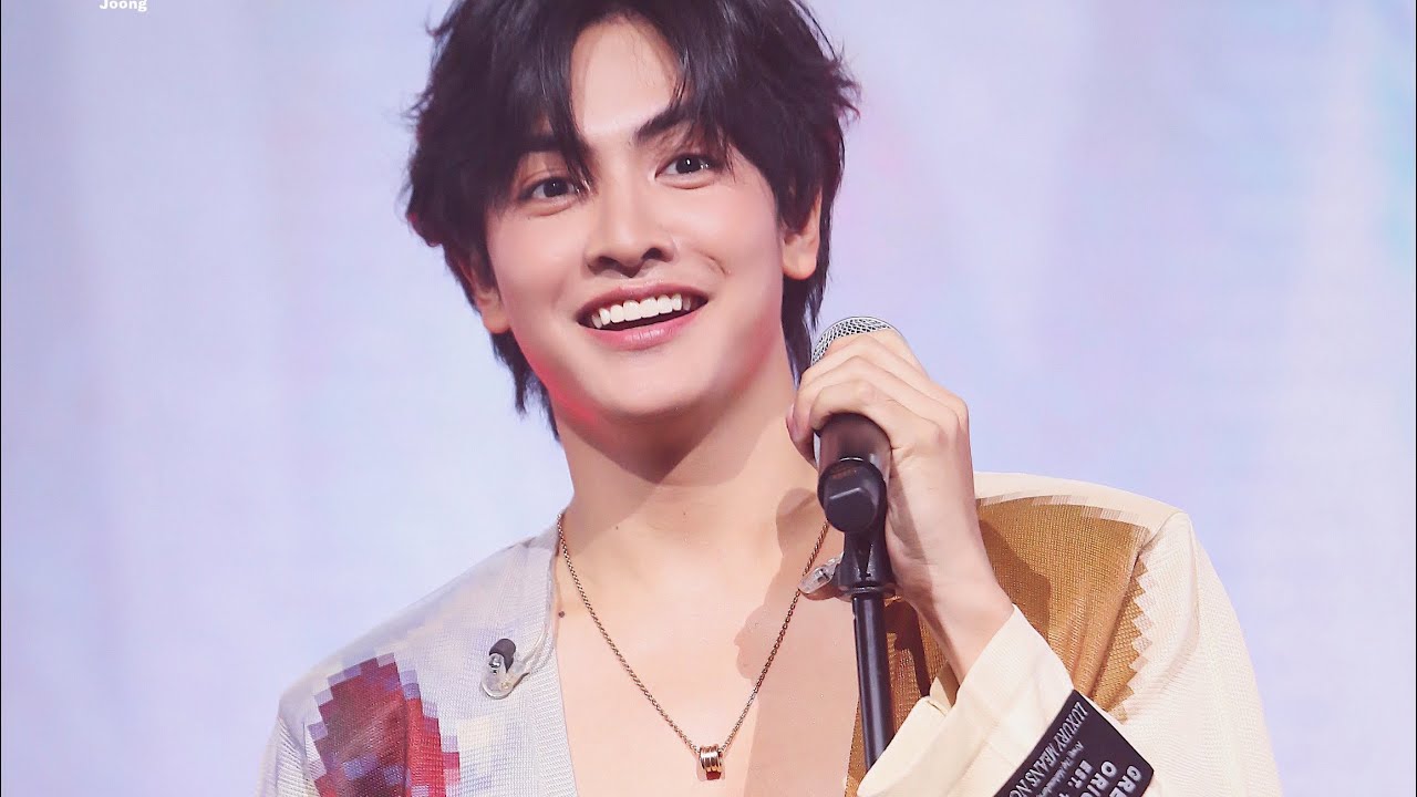 OMG ,sexy boy 🔥Joong🥰#joongarchen #gmmtvmusiconxcambodia[05-10-24]#cheekychen
