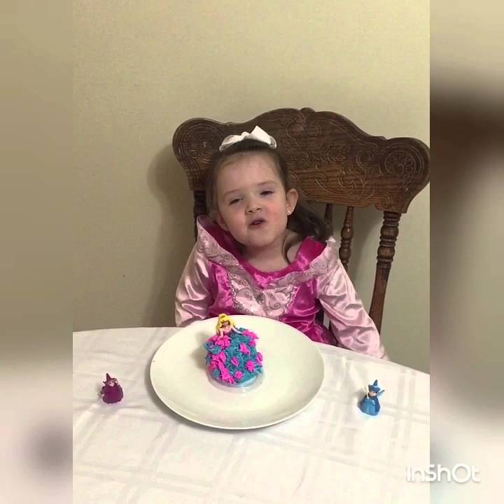 BIG sister gender reveal Aurora cake!
