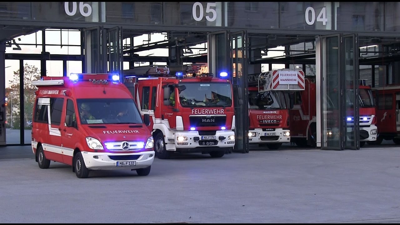 ELW B-Dienst & Löschzug der Berufsfeuerwehr Mannheim - Hauptfeuerwache