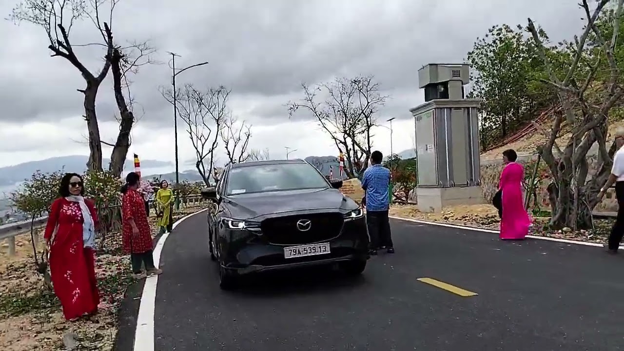 Chùa Pháp Sơn núi chín khúc Nha Trang 