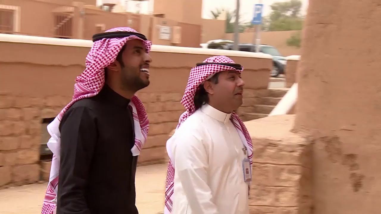 أحمد يزور قصر السبيعي التاريخي بشقراء ويتعرف على أبرز معالمه