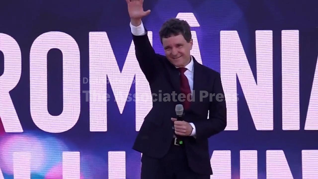Thousands attend rally in Bucharest in support of presidential candidate Nicusor Dan