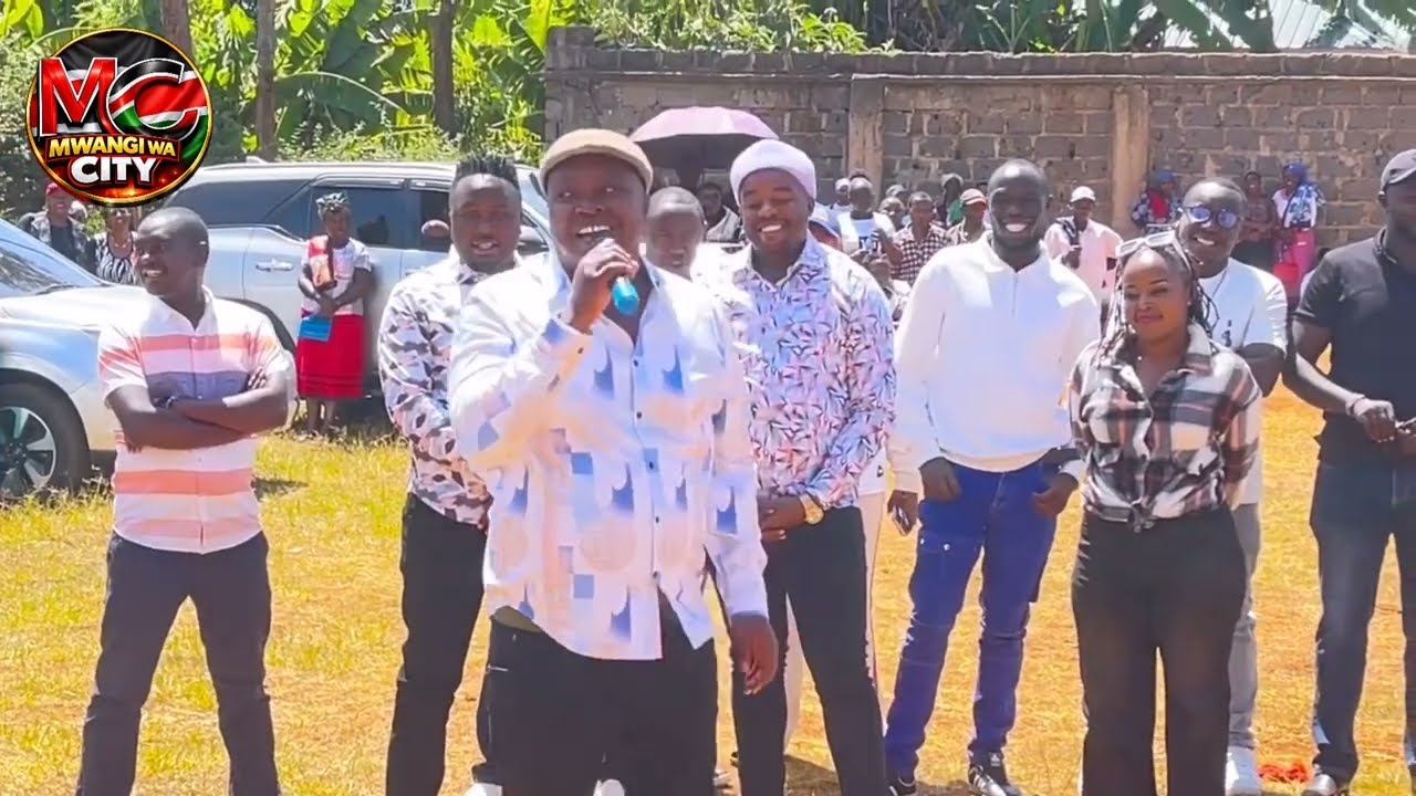 Mbote Njogu surprise her wife Wanjiru wa Waya at her aunties burial