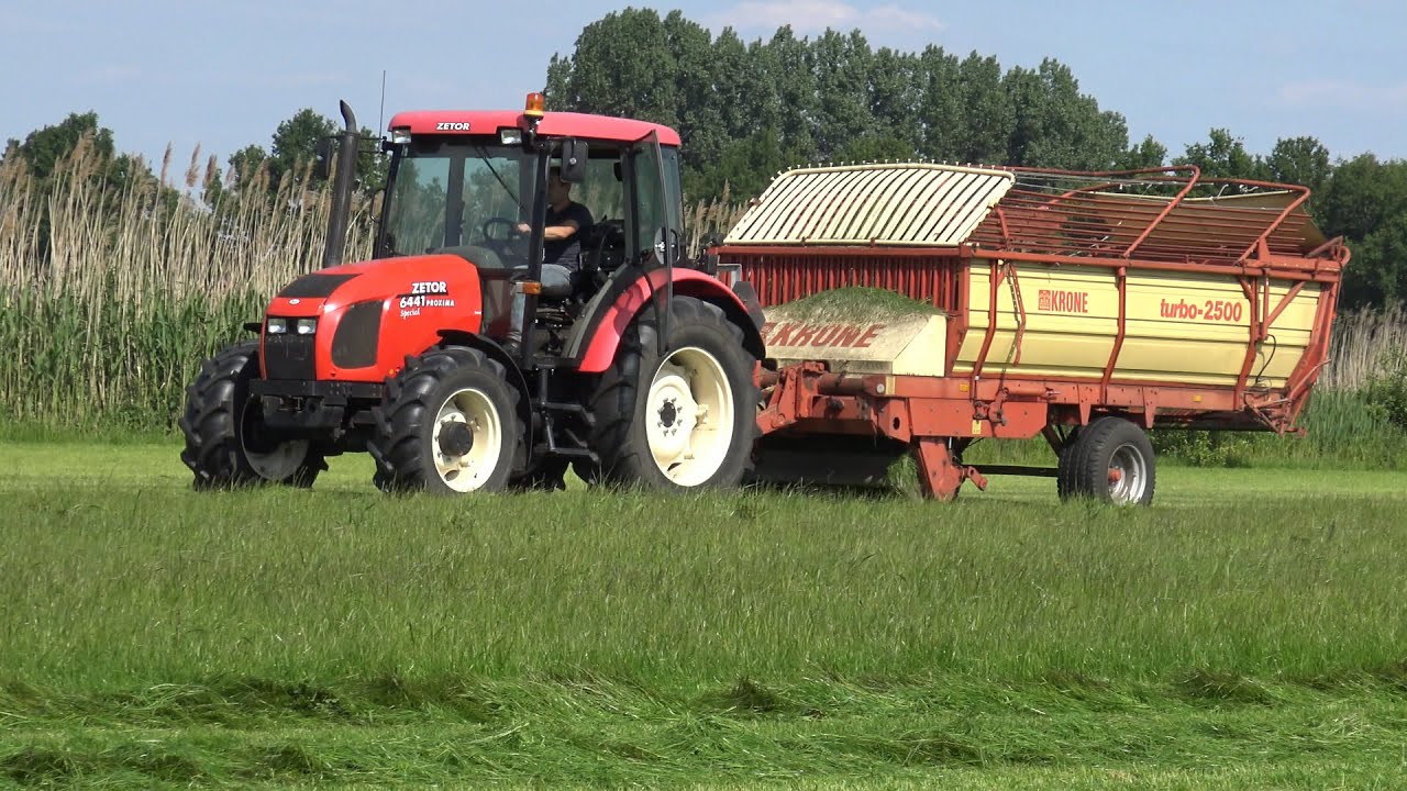 Zetor Promixa 6441 Special met Krone Turbo-2500 & Agromet cyclomaaier