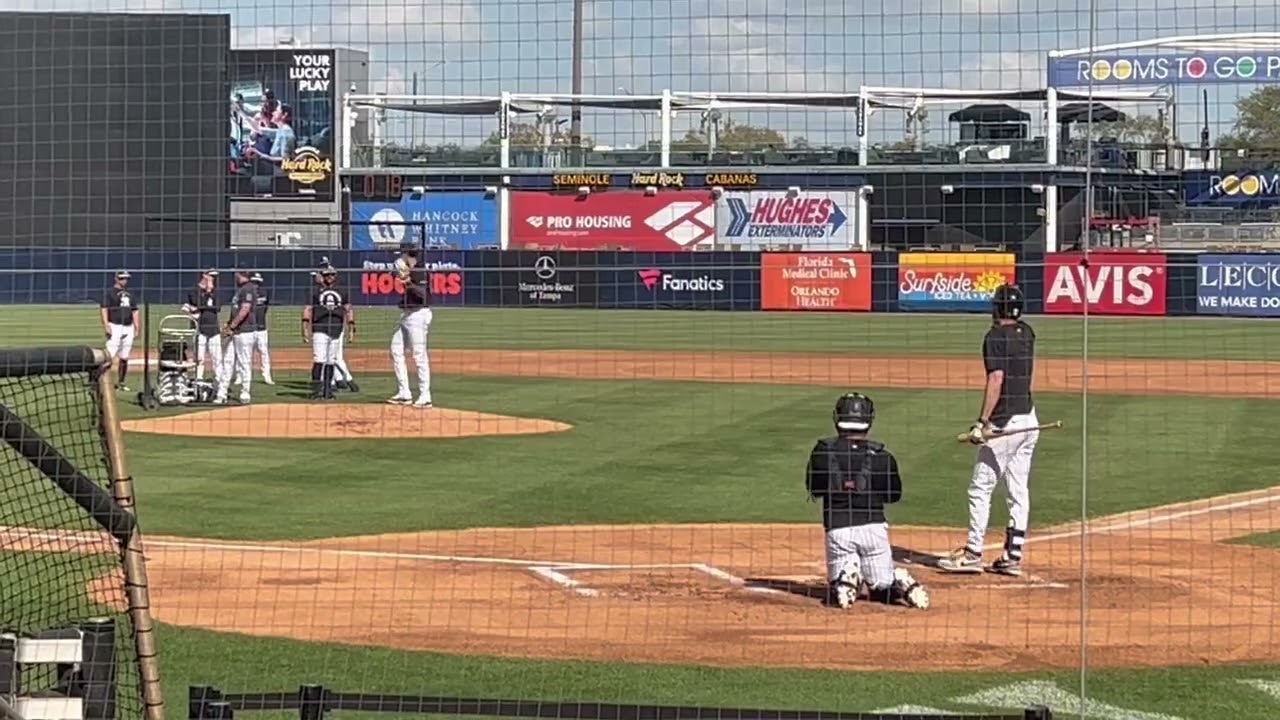 Carlos Lagrange throws live at Yankees camp