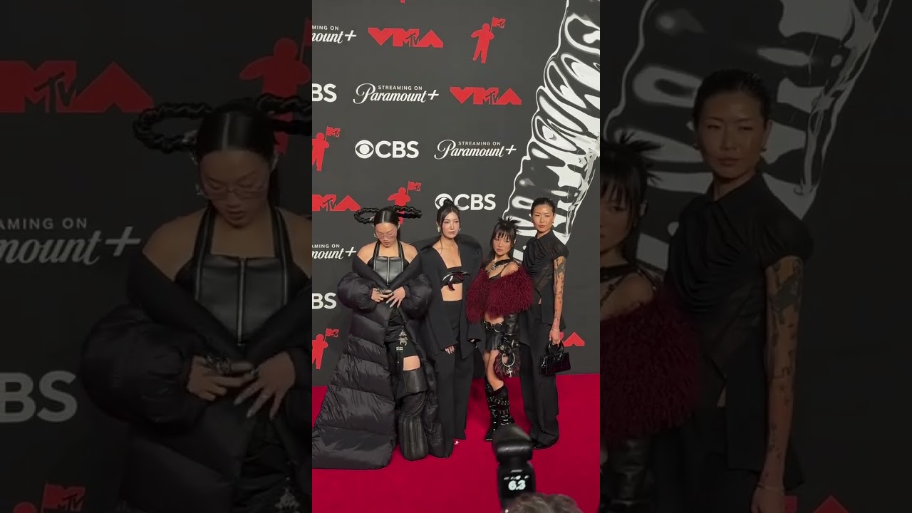 KPop Demon Hunters Cast arrives to the #vmas red carpet #kpopdemonhunters