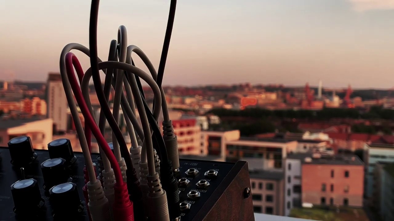 Moog mother 32 with a view, kickdrum snaredrum bass and lead