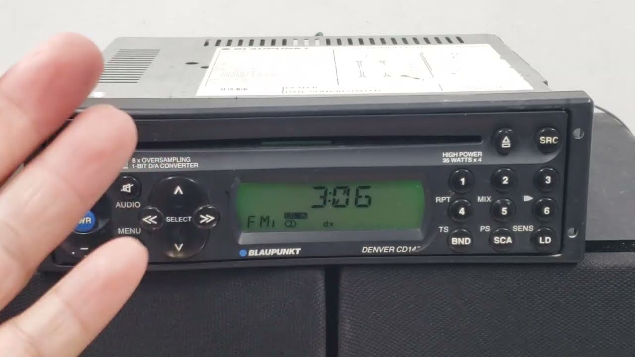 Как настроить часы/время на стереомагнитоле Blaupunkt Denver CD147 или аналогичной серии.