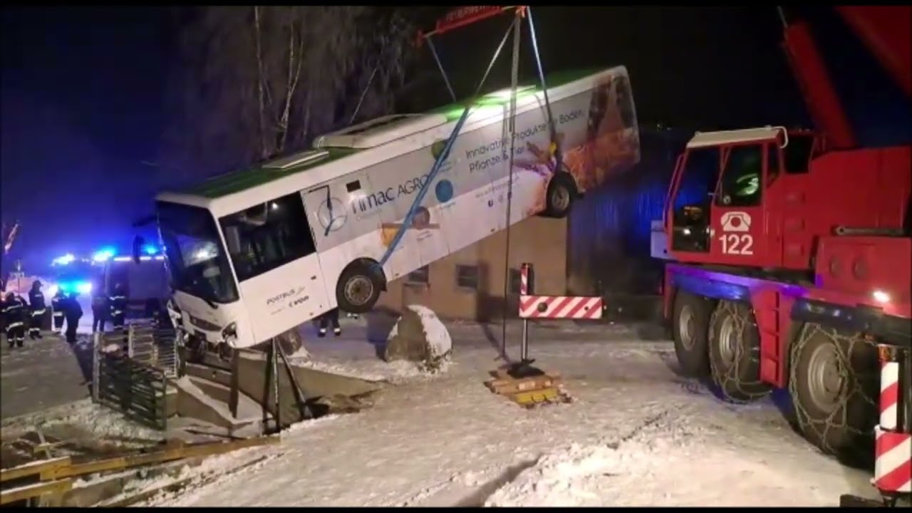 Autobus Bergung FF Kottes 23.Jänner 2023 Voitsau