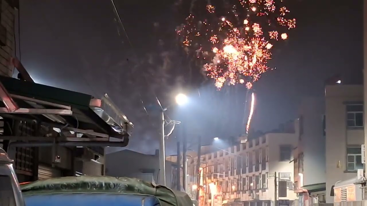 Ngắm pháo hoa Rằm tháng 1。2026