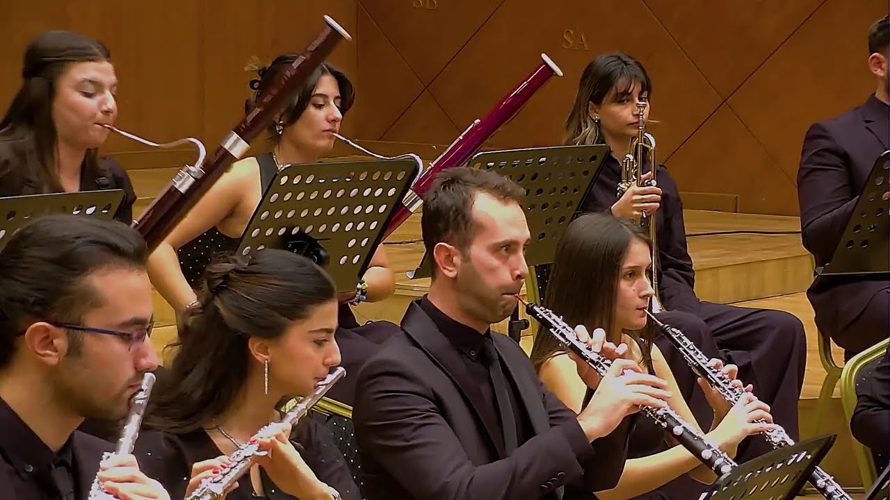 Baskent Oda Orkestrası Cumhuriyet ve 60 . Yıl Konserleri 27 Ekim Konseri