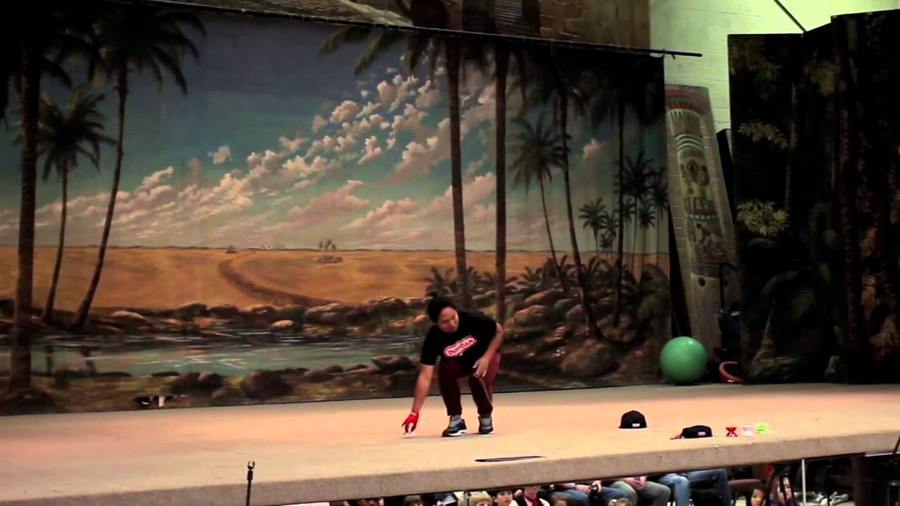 2015 Yo-Yo Demo by Sean Perez at Groundhog Day Juggling Competition