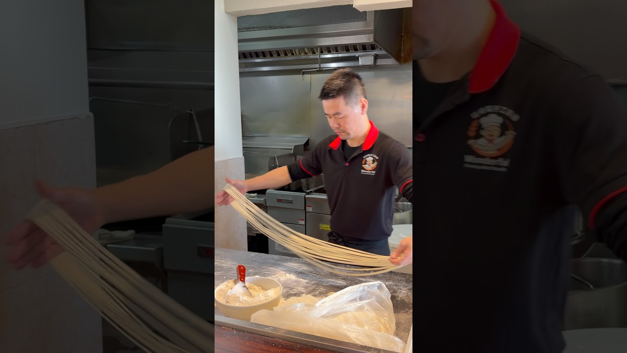 Свежая лапша ручной работы в Орландо 🍜 Блюда с говядиной и курицей 