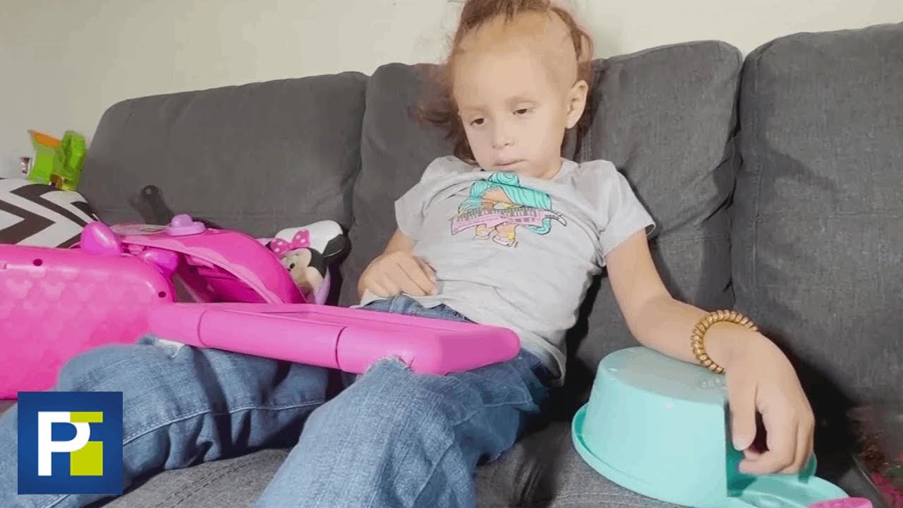 Niña de cinco años batalla contra el cáncer mientras sus padres invidentes luchan por cuidarla
