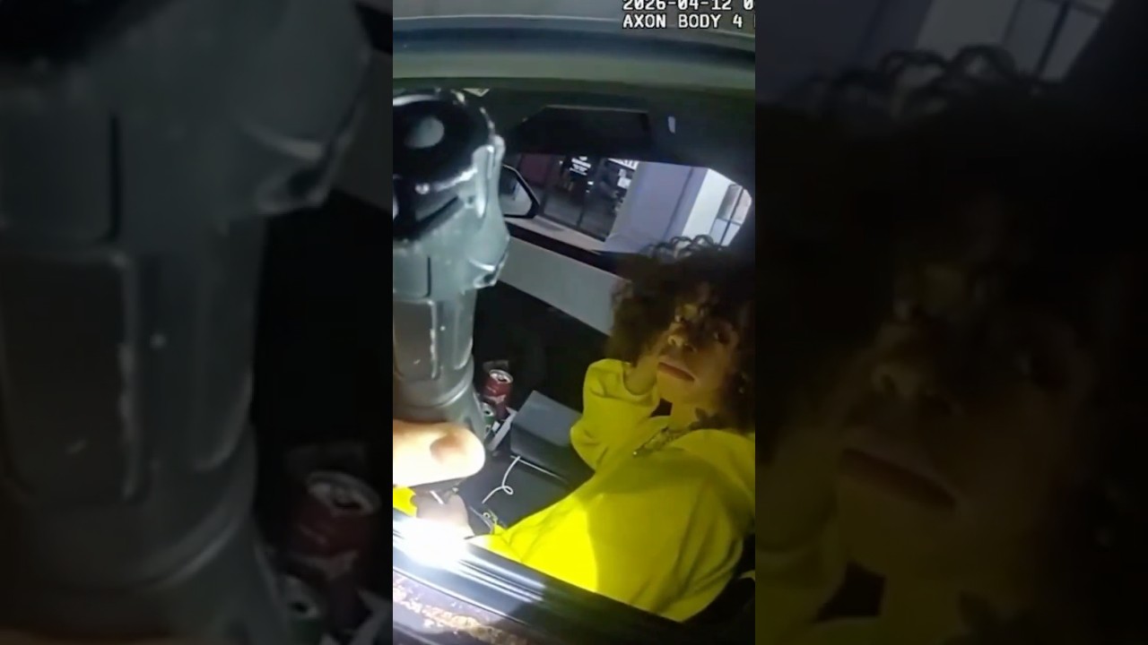 Кинг Харрис был арестован, а водитель благополучно скрылся с места происшествия.