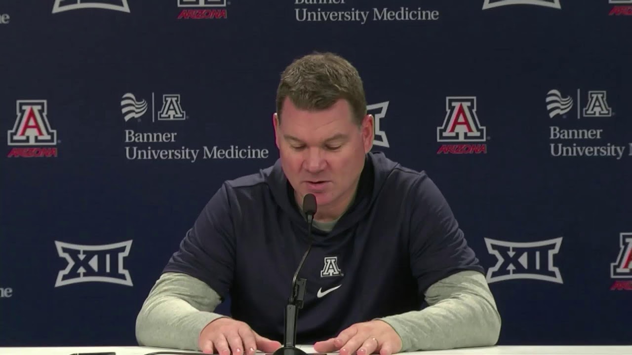 Пресс-конференция баскетбольной команды Аризоны