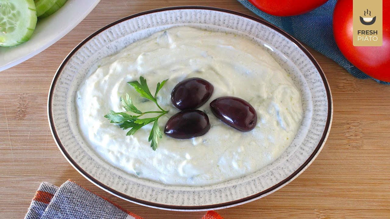 Greek Tzatziki sauce / spread recipe | Fresh Piato