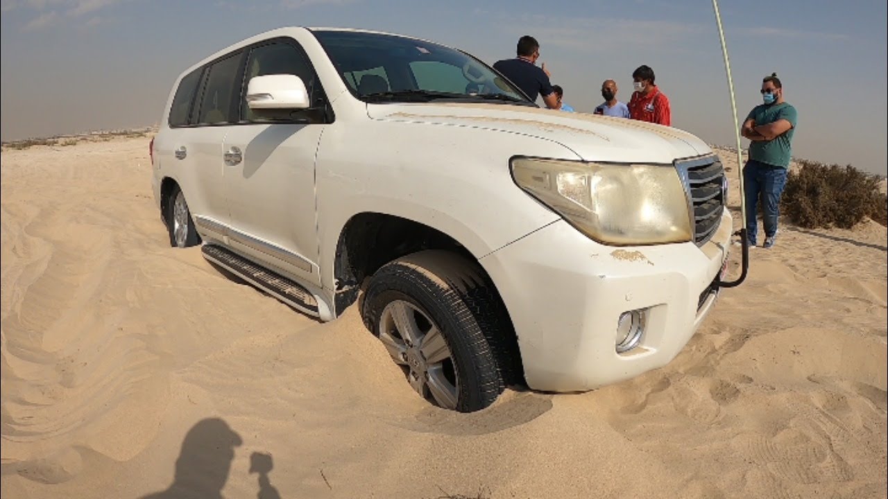 Desert Off-road Driving Training on Land Cruiser