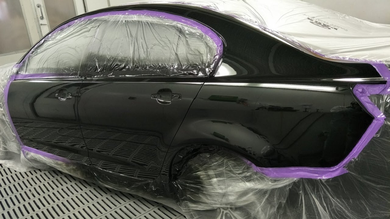VF SV6 Commodore, Spray Painting