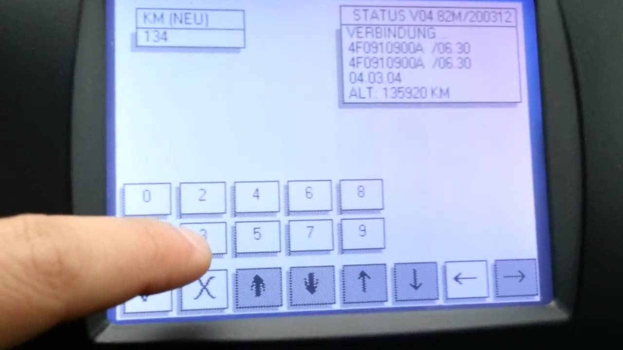 Digiprog3 / Digiprog III - Меняем показания одометра Audi A6 4F 2006 года