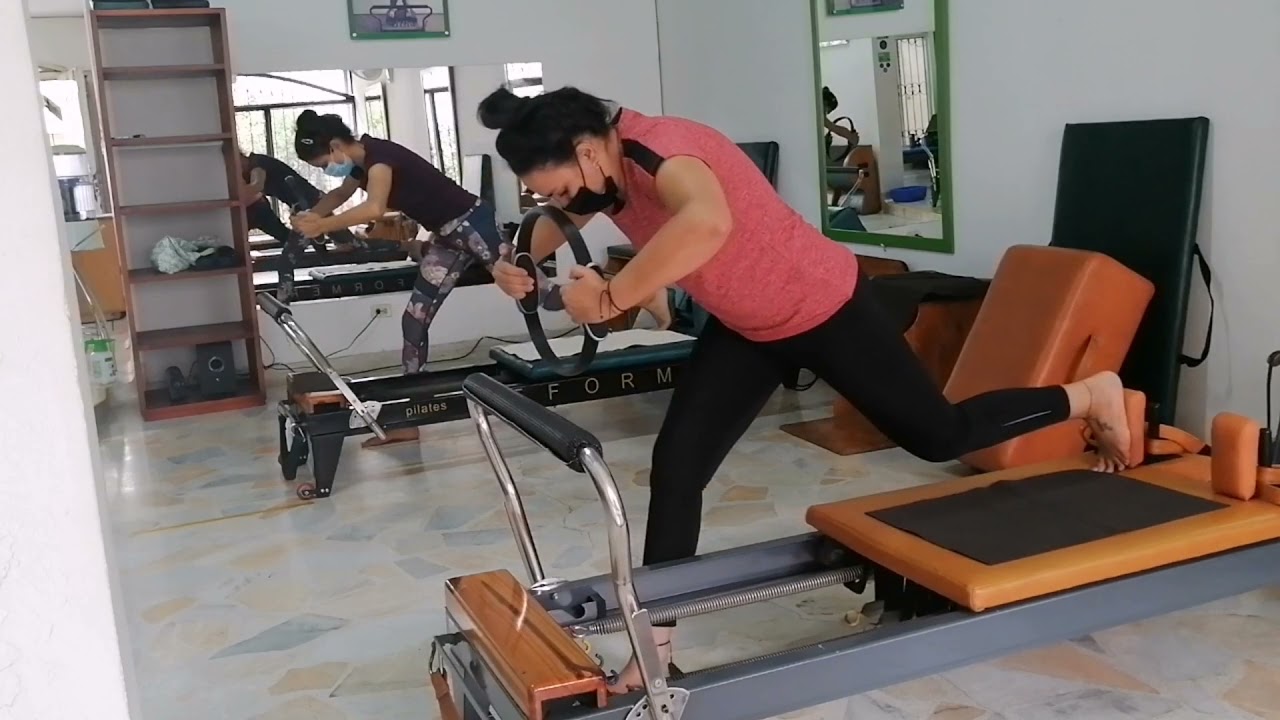 Sesión de Reformer con Magic Circle