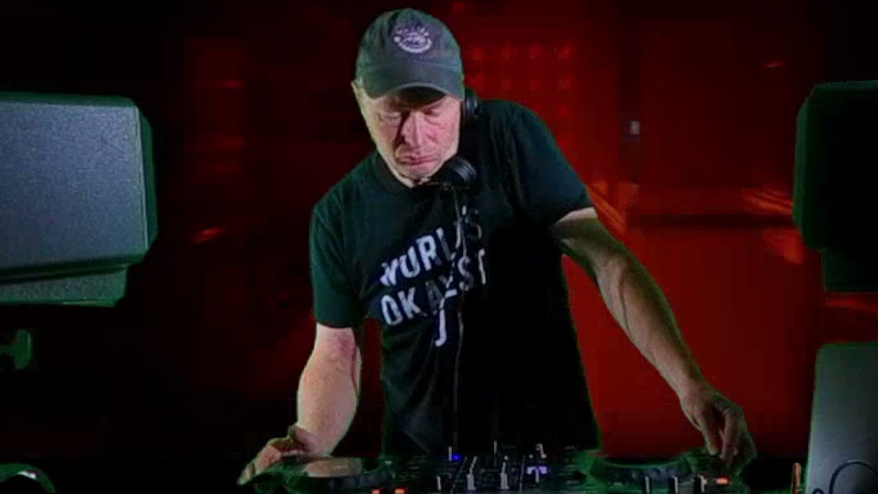 Nu Skool Mix - Of Kniteforce &ldquo;Vinyl is better&rdquo; USB part 1.