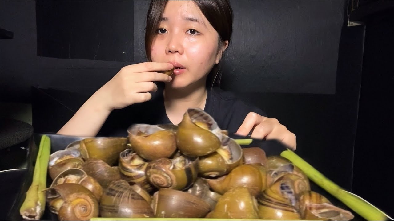 Chia Sẽ Bí Kíp Làm Sạch Ốc Bươu Nhất và Cách Làm Ốc Bươu Hấp Sả