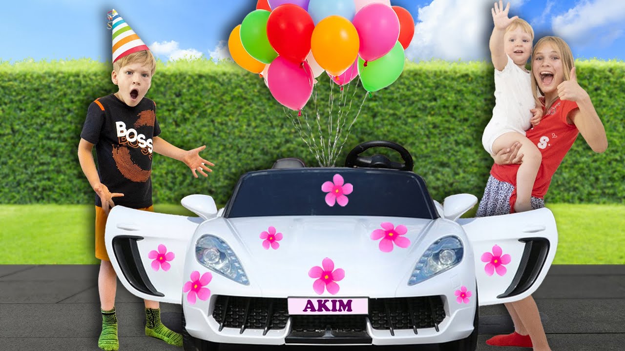 Amelia and Akim 7 year ride-on car birthday party, Avelina buys flowers.