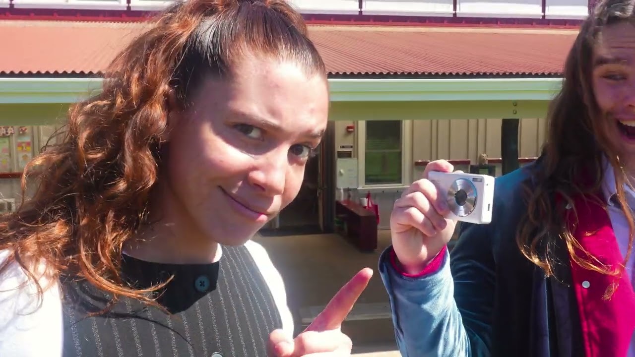 Команда ораторского искусства Кахуку ждет финальных раундов