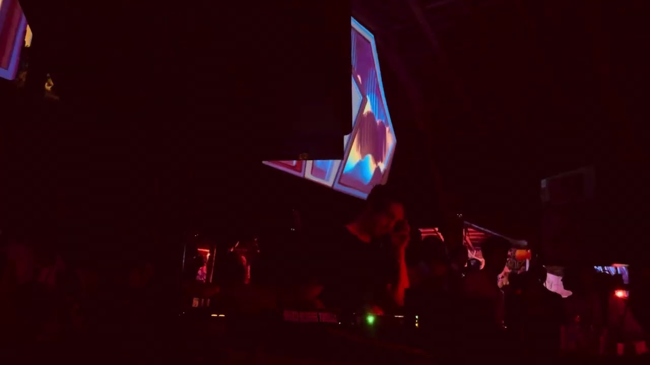 Rhadoo at @trotamundo Ecuador 2025