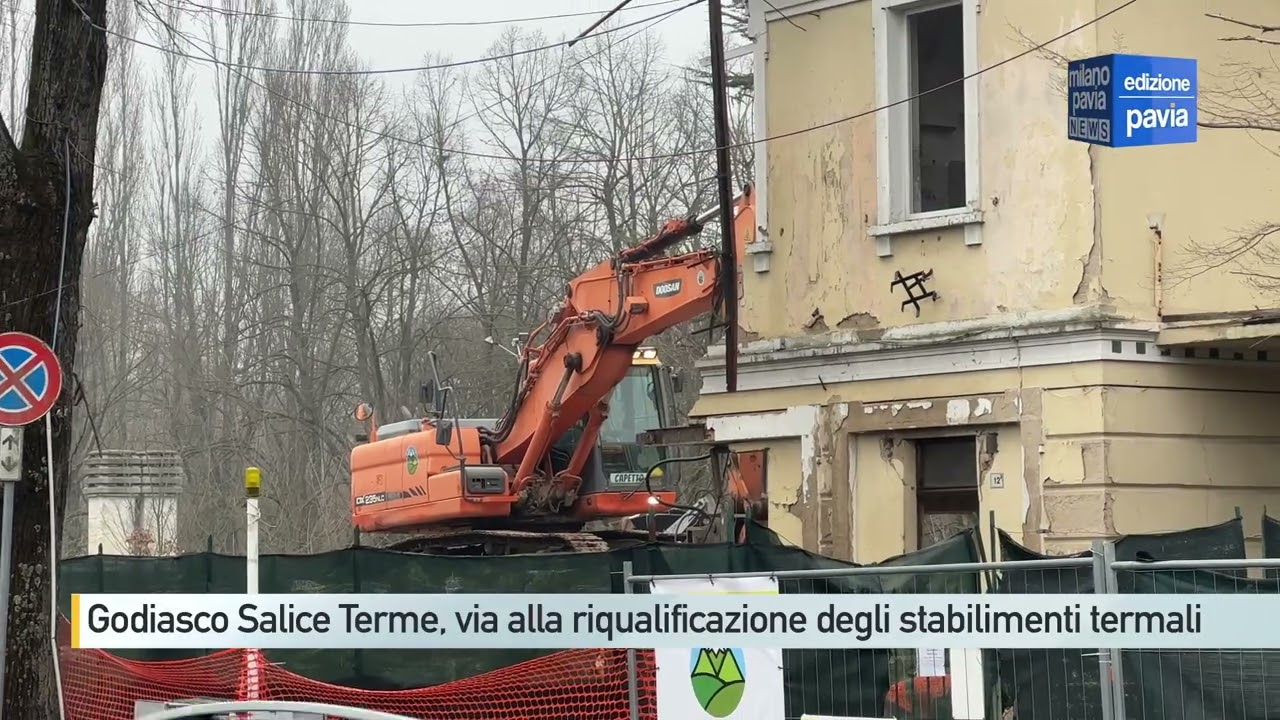 Godiasco, via alla riqualificazione delle Terme di Salice: abbattuta l'ex casa del custode
