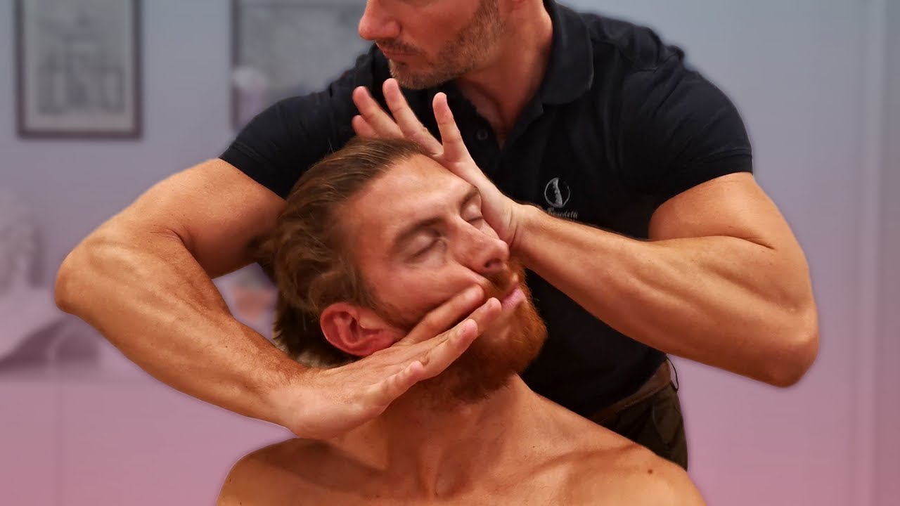 *FIRST TIME* Champion Runner gets CHIROPRACTIC ADJUSTMENT with ASMR CRACKS
