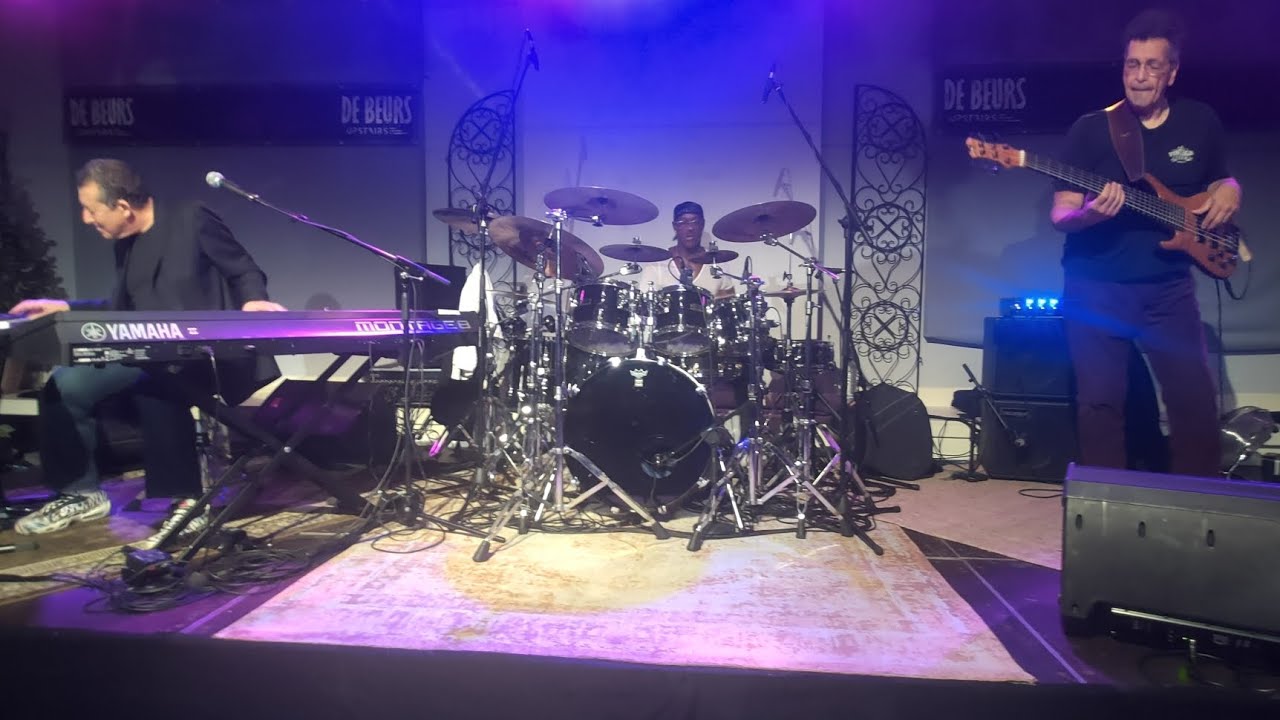 Jeff Lorber Fusion featuring Jimmy Haslip and Sonny Emory - Rain Dance