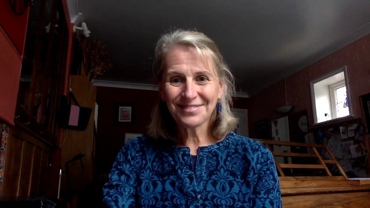 Jenevora's Running Commentary, Episode 1: Do less, and wiggle it!