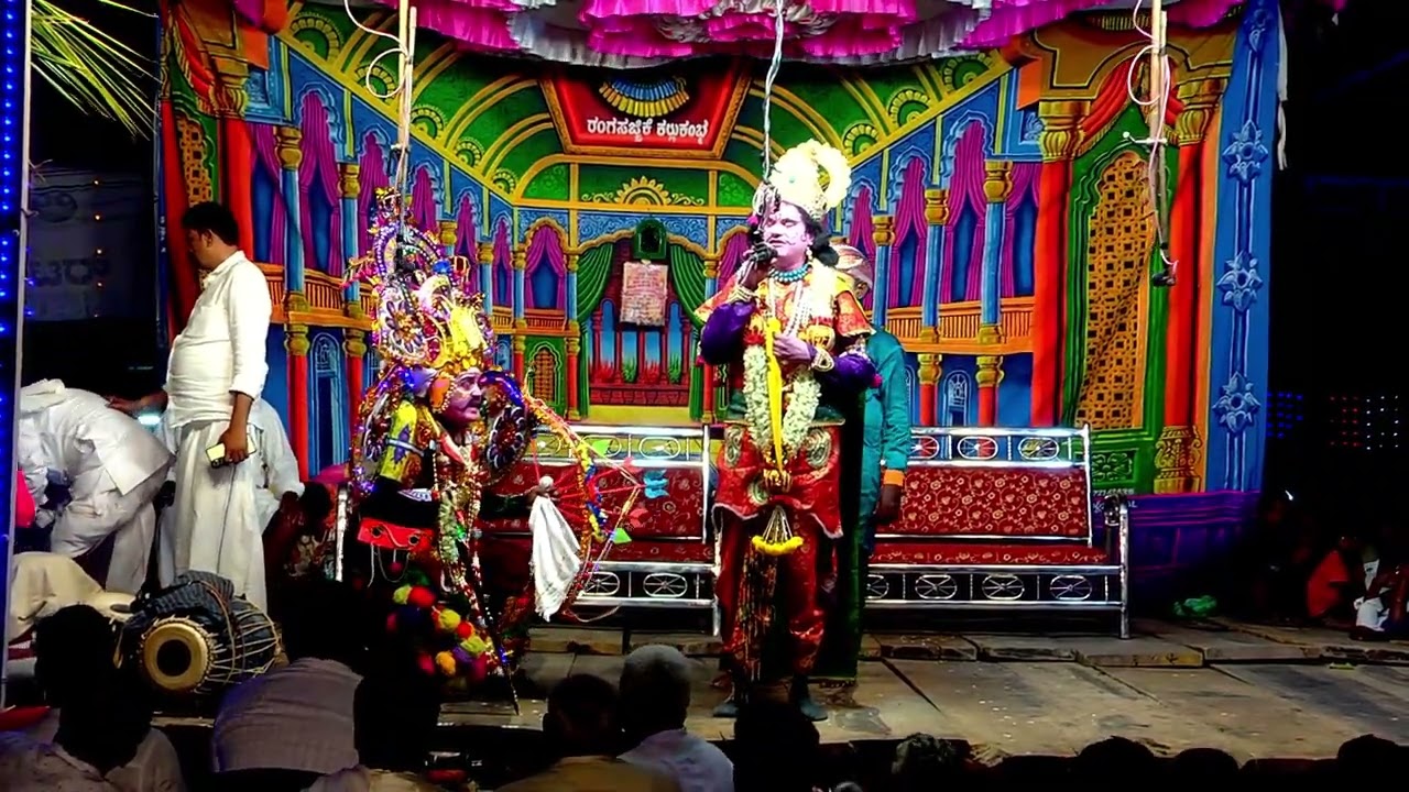 ಕುರುಗೋಡು ರುಮಾಲ್ ಬಸವ ಅಭಿಮನ್ಯ ಪಾತ್ರದಲ್ಲಿ 001