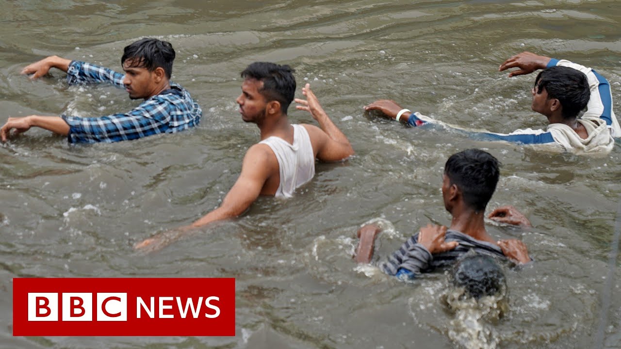 Heavy rains destroy homes and lives in south India - BBC News