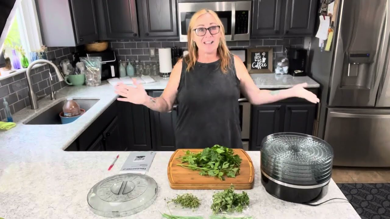 Easy How-to Dry Herbs Using an Elite Gourmet Food Dehydrator