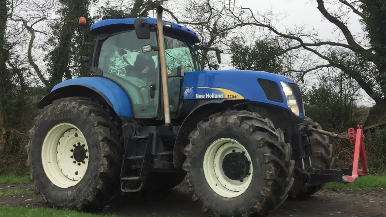 New Holland T7040 Straightpipe Sound Hill Climb
