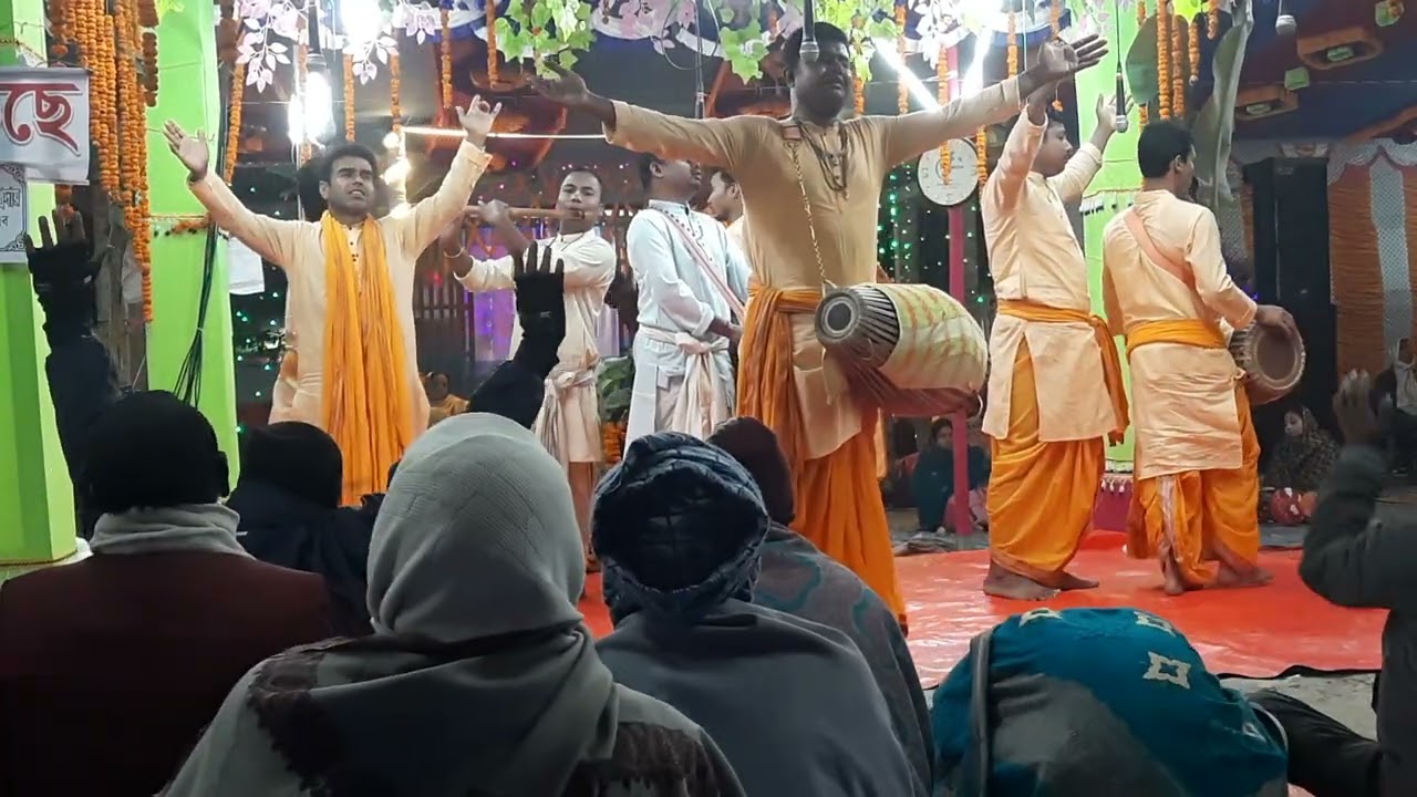 শ্রীশ্রী নদীয়া বিনোদ সম্প্রদায়,  মাস্টার বিপ্লব বৈষ্ণব (ঝিনাইদা)।মহানাম একি গাইলেন। 