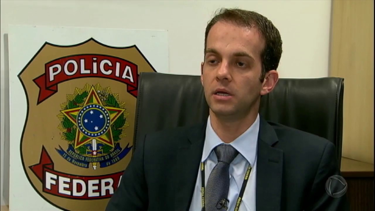 Polícia prende 8 passageiros por tráfico de drogas no aeroporto de Guarulhos