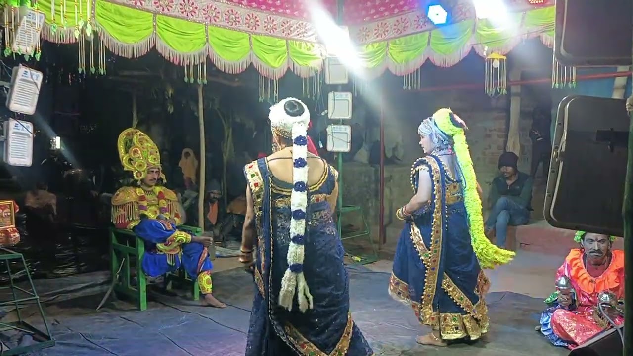 ମଳାସପଦରଭାରତଲୀଳା ଗାୟକଶ୍ରୀ ଶମ୍ଭୁନାଥସ୍ୱାଇଁ ଦେଖନ୍ତୁ ସୁନ୍ଦର ରେ ପରିଚୟ ପଚାରୁଛନ୍ତି 