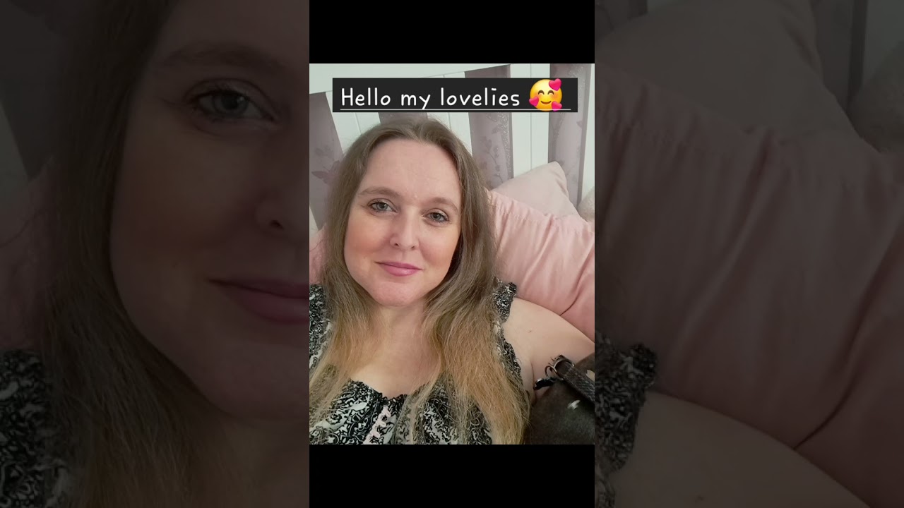 Welsh Lady reads...😂😂😂☕️☕️☕️