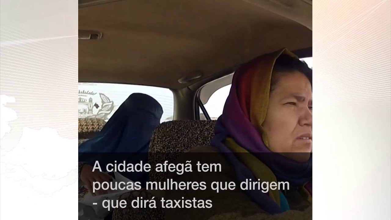 Afeg&atilde; tenta romper preconceitos &agrave; dire&ccedil;&atilde;o de um t&aacute;xi
