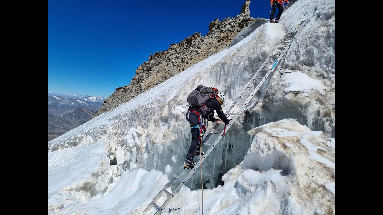 Gran Paradiso 4061 m. Wejście na szczyt drogą normalną.