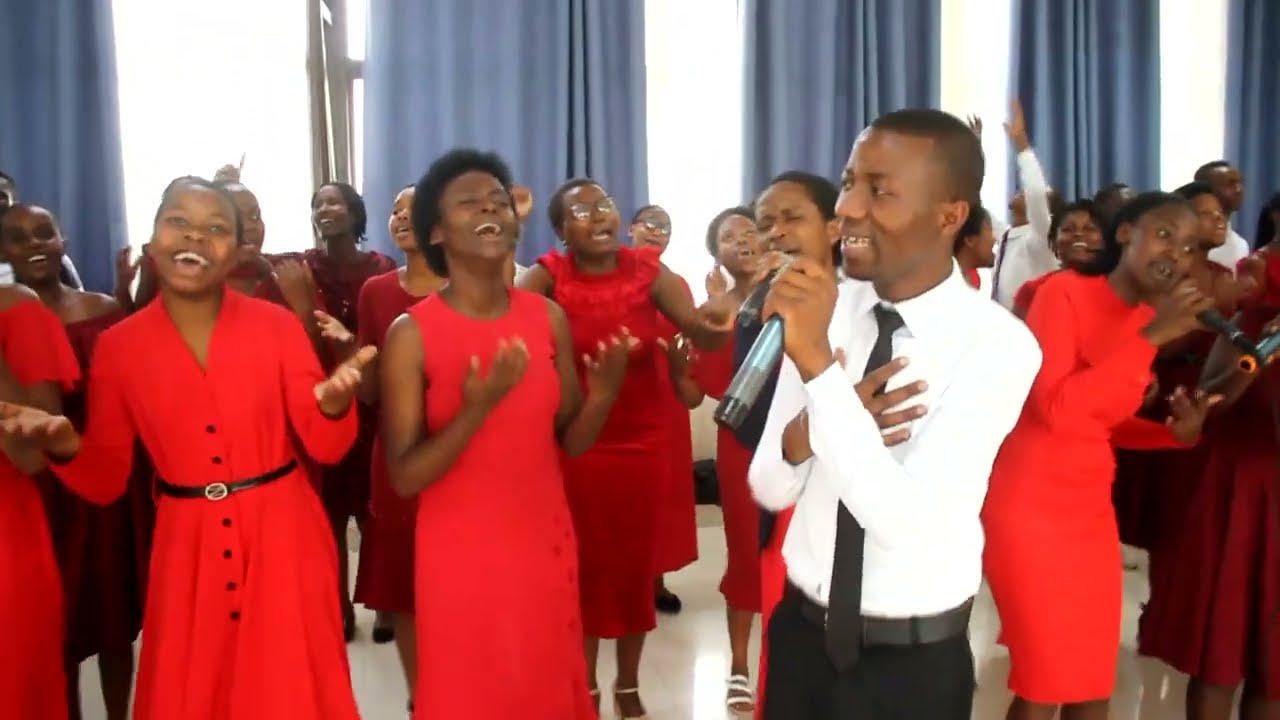 Witwa Yahweh By Rangurura Choir