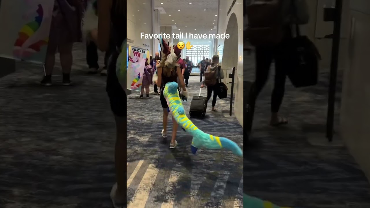 #denfur #convention #youtubeshorts #furry #protogen #furries