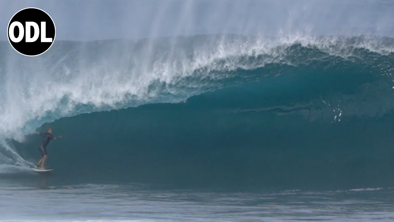 PIPELINE or TEAHUPO'O??? Anthony Walsh on an Insane MUTANT Slab