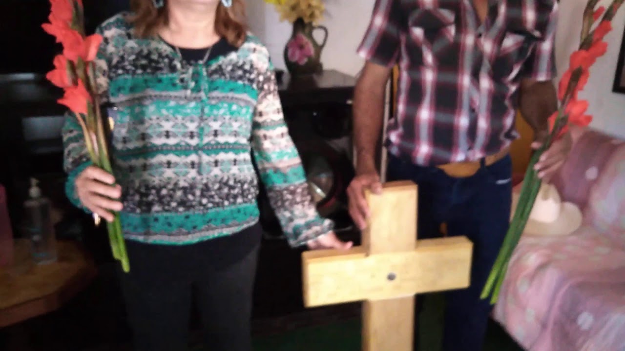 padrinos de cruz de Toya