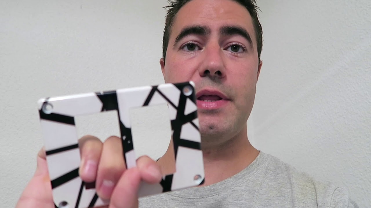 ¿Cómo poner velcro a un MXR 117?